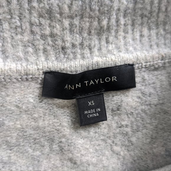 Ann Taylor Off the Shoulder Bell Sleeve Sweater - Picture 2 of 3